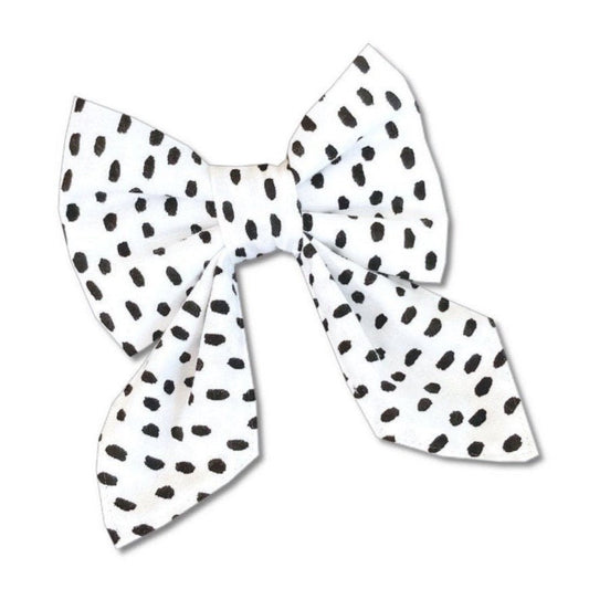 Trendy Spotted Girly Bow - The Paw Pack Goods